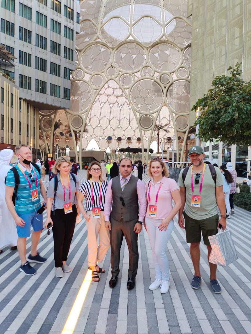 Dr. Tanveer Arshad with International Medical Community Members